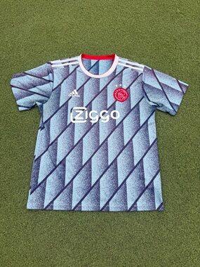 RARE VINTAGE NUMBER 20 ZIGGO AJAX VALLE MULTICOLORED SOCCER KIT/JERSEY FADED